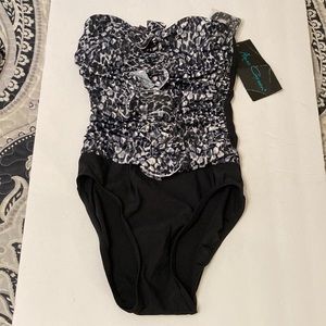 xxxxNWT Aqua Green Ruched One Piece Swimsuit Black White Size S Small